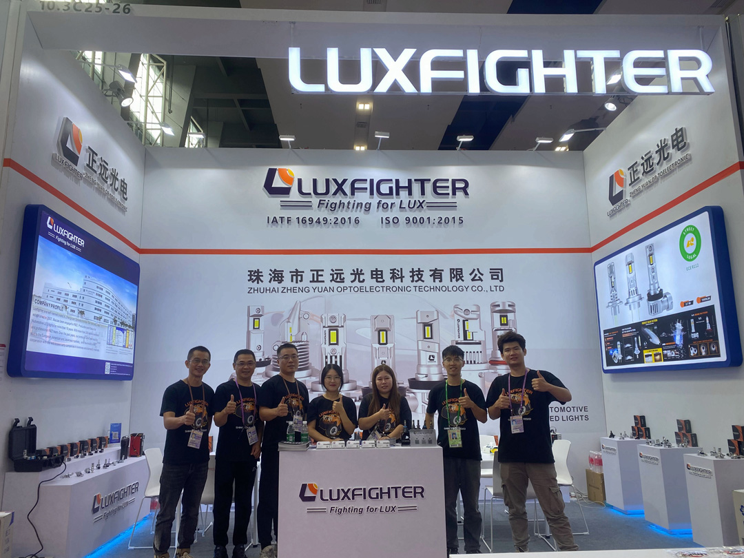Luxfighter LED προβολείς Η 134η καντονική Έκθεση